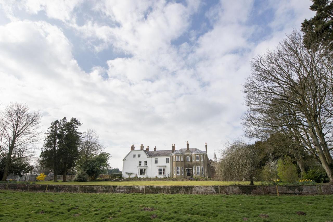 Upper Helmsley Hall York Exteriör bild